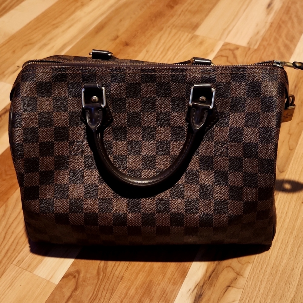 Louis vuitton handbag